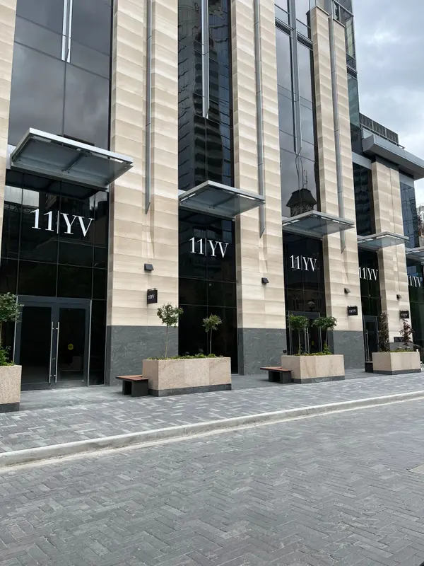 11 Yorkville AVE #3605, Toronto C02, ON M4Y 0B7
