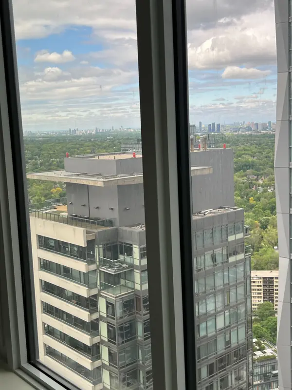 11 Yorkville AVE #3605, Toronto C02, ON M4Y 0B7