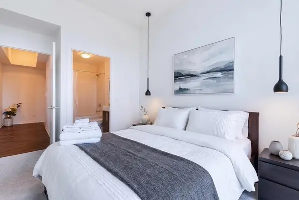 55 Bremner BLVD #2807, Toronto C01, ON M5J 0A6
