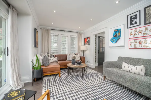 69 Keystone AVE, Toronto E02, ON M4C 1H5