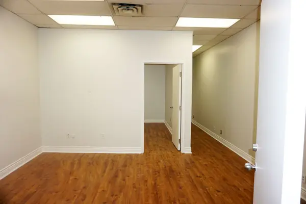 457 Danforth AVE, Toronto E01, ON M4K 1P1