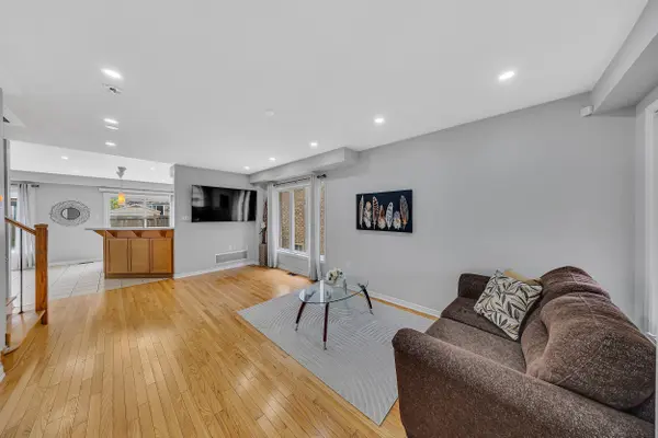 54 Oswell DR, Ajax, ON L1Z 0L4