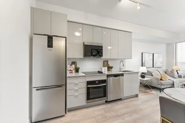 474 Caldari RD #308, Vaughan, ON L4K 0R5