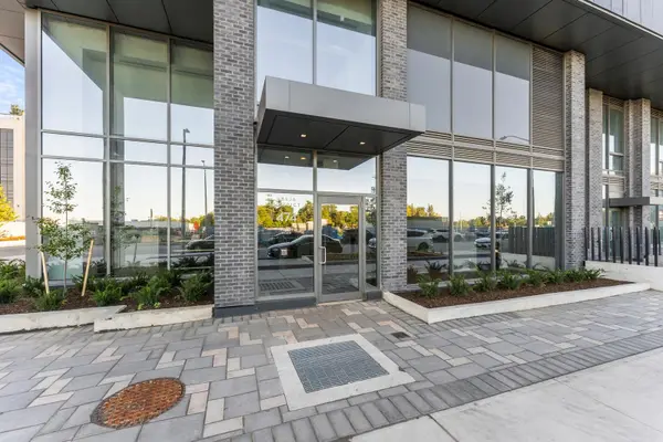 474 Caldari RD #308, Vaughan, ON L4K 0R5