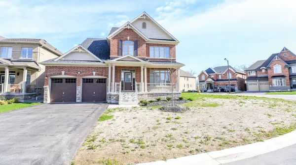 58 Sanford CIR, Springwater, ON L9X 2A9