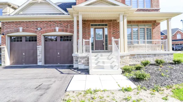 58 Sanford CIR, Springwater, ON L9X 2A9