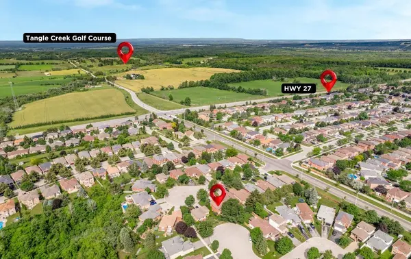11 Revelstoke CT, Barrie, ON L4N 8X7