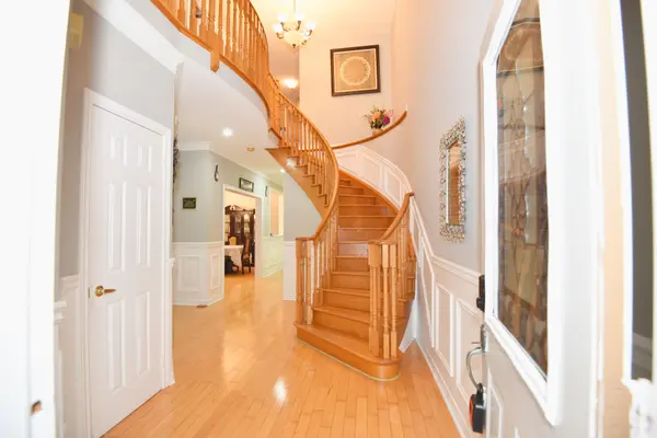 521 Navigator DR, Mississauga, ON L5W 1P5