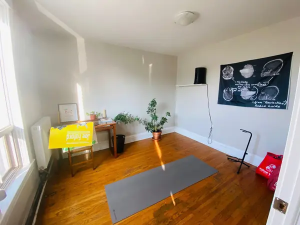332 Salem AVE #A, Toronto W02, ON M6H 3C7