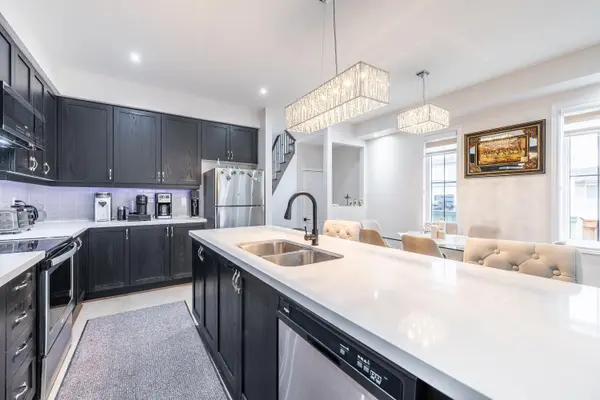 133 Benadir AVE, Caledon, ON L7C 4E7