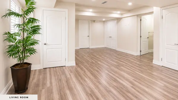 49 Ribbon DR, Brampton, ON L6R 2C5