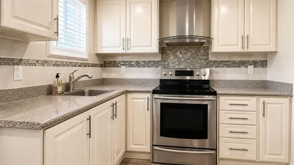 49 Ribbon DR, Brampton, ON L6R 2C5