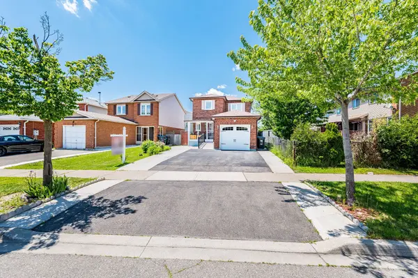 6 Stalbridge AVE, Brampton, ON L6Y 4H1
