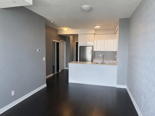 55 Eglinton AVE W #606, Mississauga, ON L5R 0E4