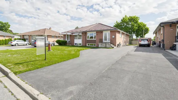 71 Addington CRES, Brampton, ON L6T 2R4