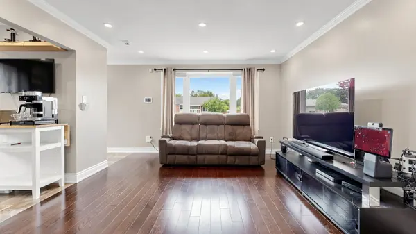 71 Addington CRES, Brampton, ON L6T 2R4