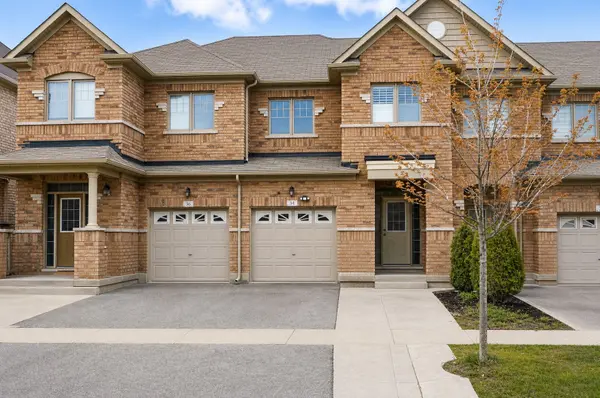 34 Davenfield CIR, Brampton, ON L6P 4M2