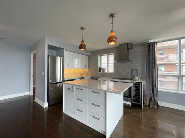 1140 Parkwest PL #610, Mississauga, ON L5E 3K9