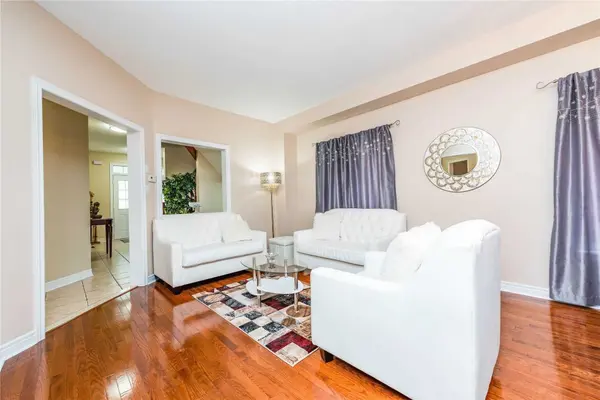 151 Calderstone RD, Brampton, ON L6P 2M7