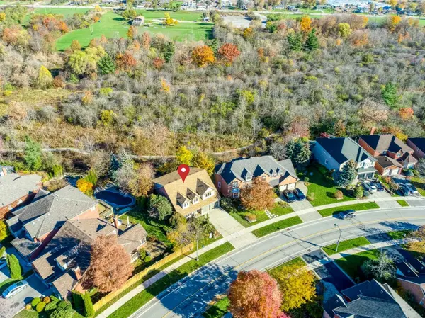 1443 Bayshire DR, Oakville, ON L6H 6E8