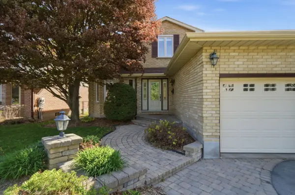 37 Dungannon DR, Belleville, ON K8P 5E7