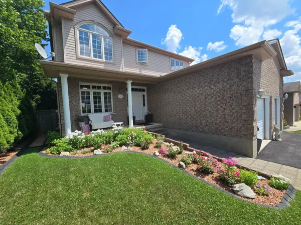 2200 Blackwater RD, London North, ON N5X 4K2