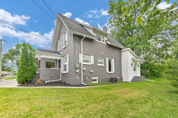 11 Albert ST N, Kawartha Lakes, ON K9V 4J3