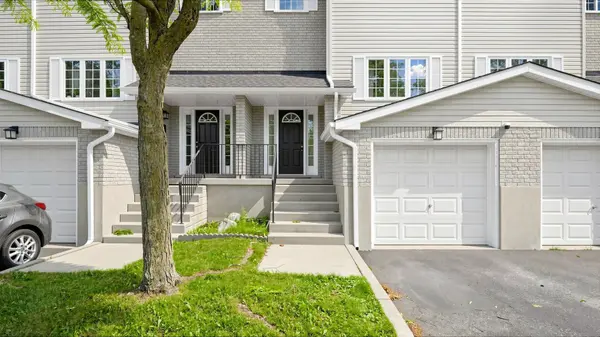 700 Champlain BLVD #2, Cambridge, ON N1R 8K1