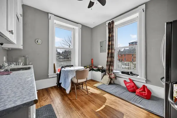 2 -42 King ST E, Brockville, ON K6V 1B1