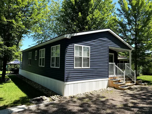 13 Southline AVE #A51, Huron-kinloss, ON N2Z 2X5