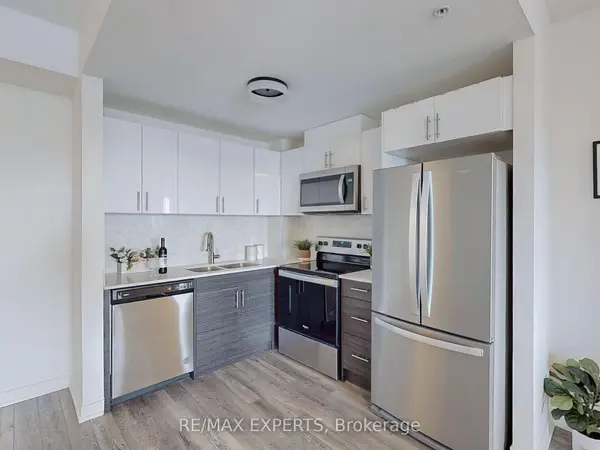 128 King ST N #1202, Waterloo, ON N2J 0E9