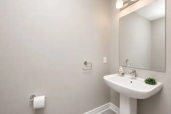 707 Samantha Eastop AVE, Stittsville - Munster - Richmond, ON K2S 2A9