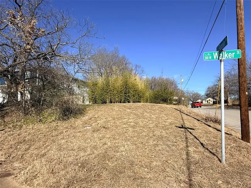 501 W Walker Street, Denison, TX 75020