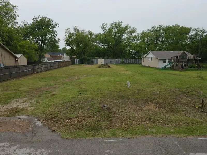 406 Maple Street, Aubrey, TX 76227