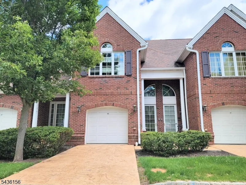 40 Schmidt Cir, Watchung Boro, NJ 07069