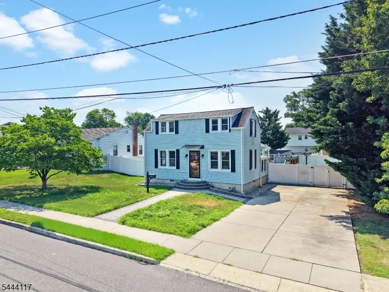 340 3Rd Ave, Bellmawr Boro, NJ 08031