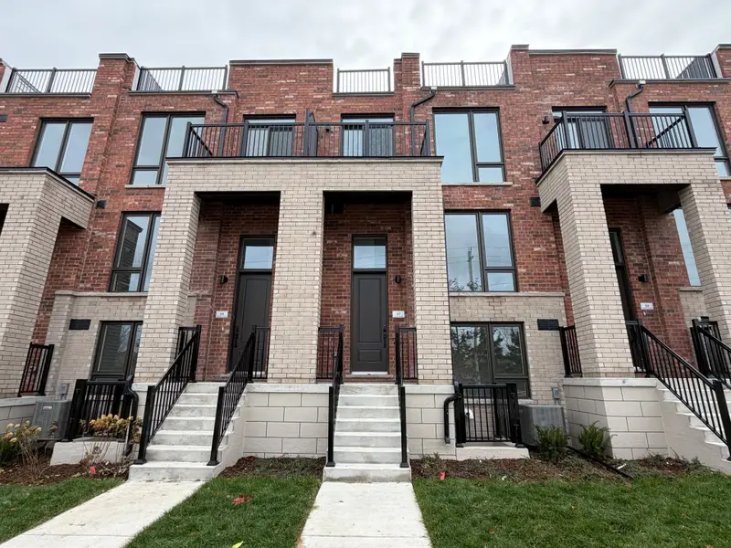 57 Jefferson Side Road, Richmond Hill, ON L4E 1M1