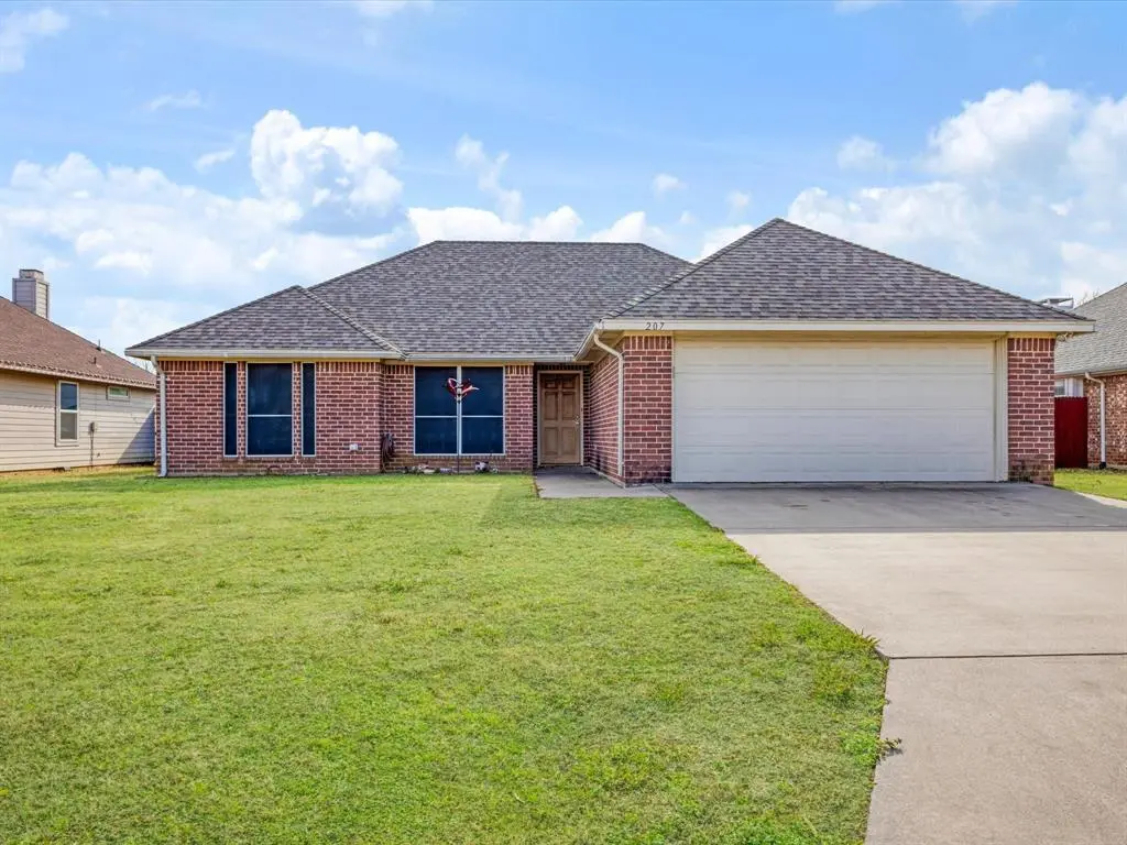 207 Quail Run, Aubrey, TX 76227