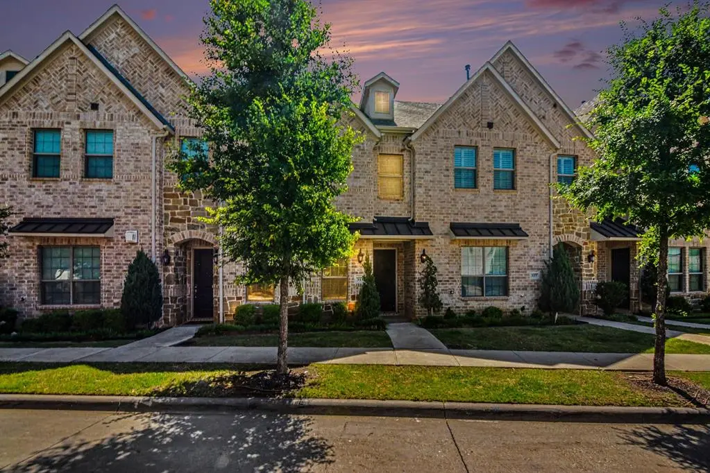 315 Ferndale Street, Lewisville, TX 75056