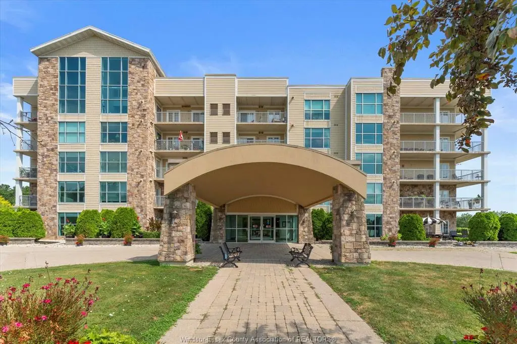 34 BOBLO ISLAND Boulevard #306, Amherstburg, ON N9V 0C4