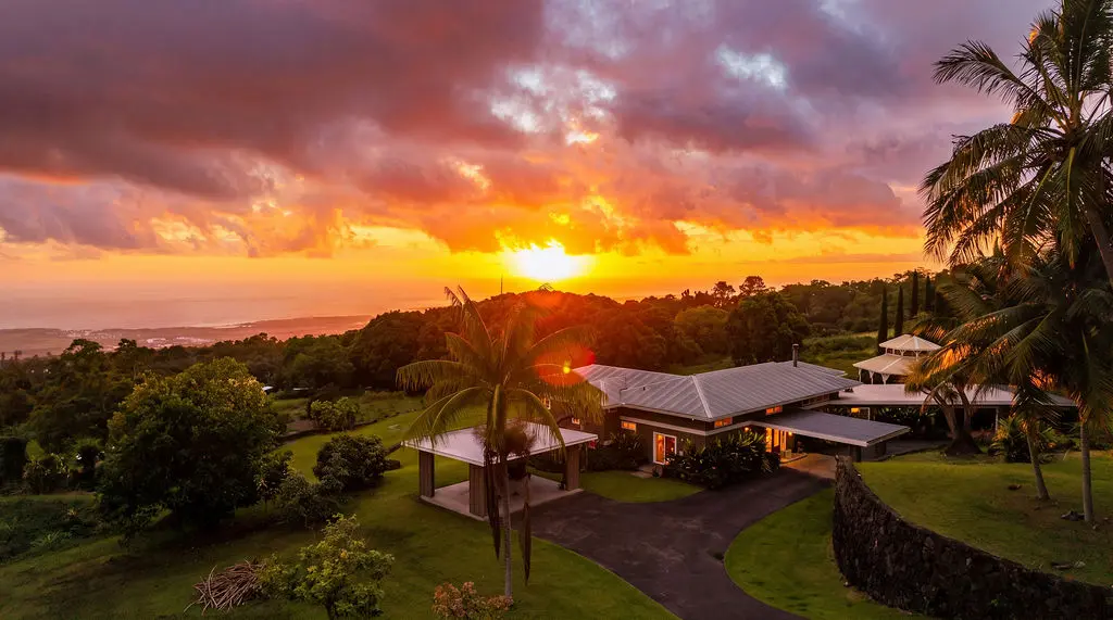 74-4994 MAMALAHOA HIGHWAY, Holualoa, HI 96725