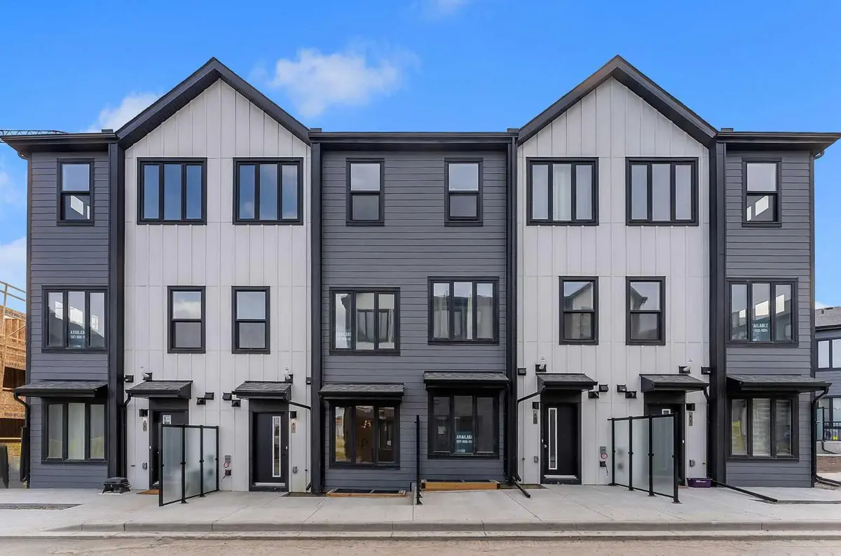 83 Arbour Lake CT NW, Calgary, AB T3G 0H6