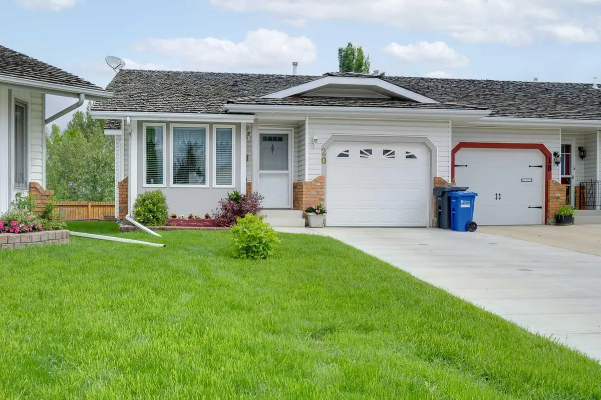 20 Cosgrove Close, Red Deer, AB T4P 3N5
