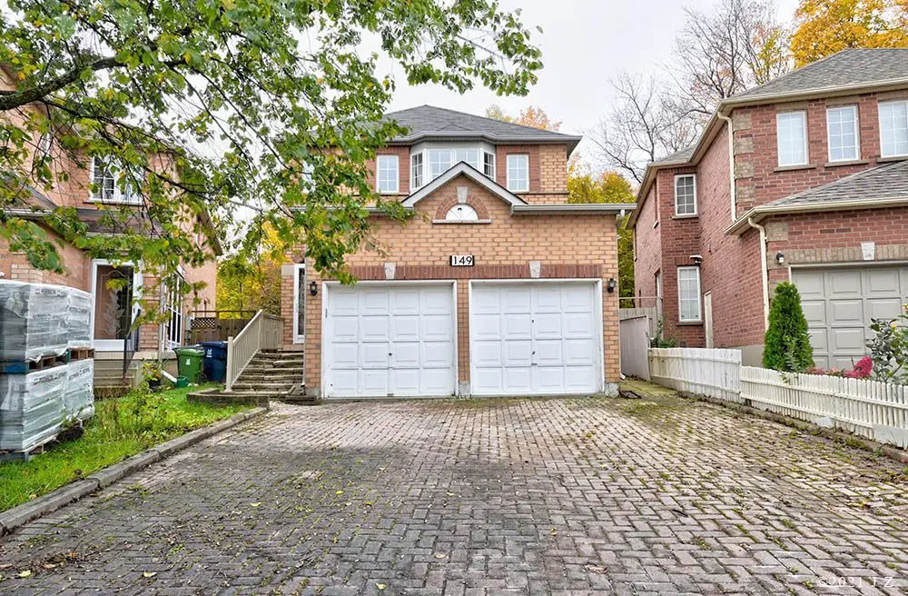 149 Shepton WAY, Toronto E05, ON M1V 5N4