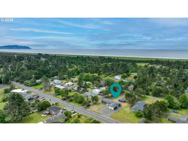 90364 LEWIS RD, Warrenton, OR 97146