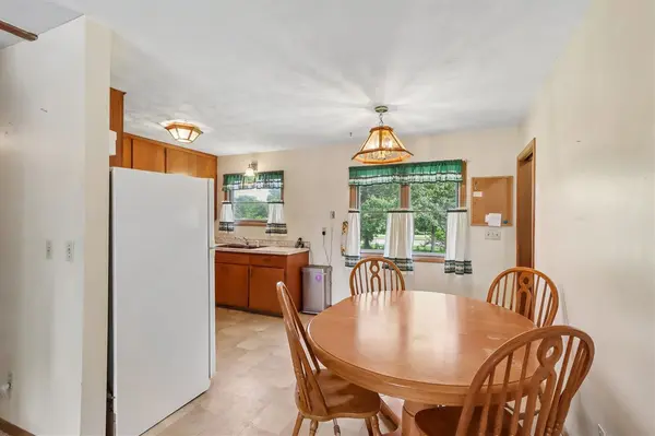 1518 Hollywood Blvd, Iowa City, IA 52240