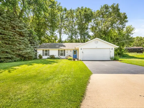 210 W Pacific Street, Davis Junction, IL 61020