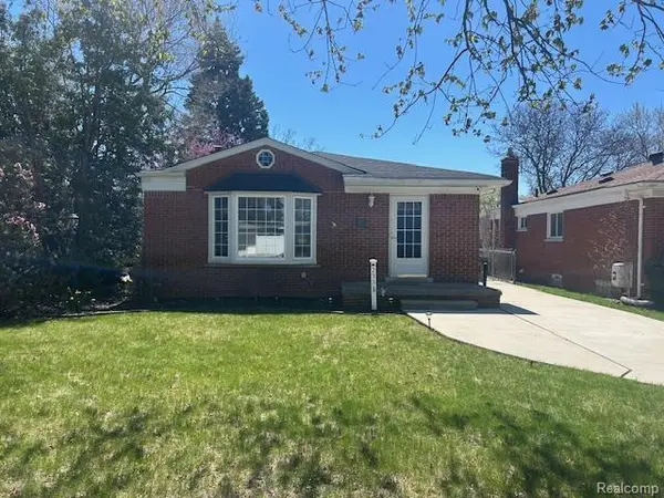 2331 Emeline ST, Trenton, MI 48183