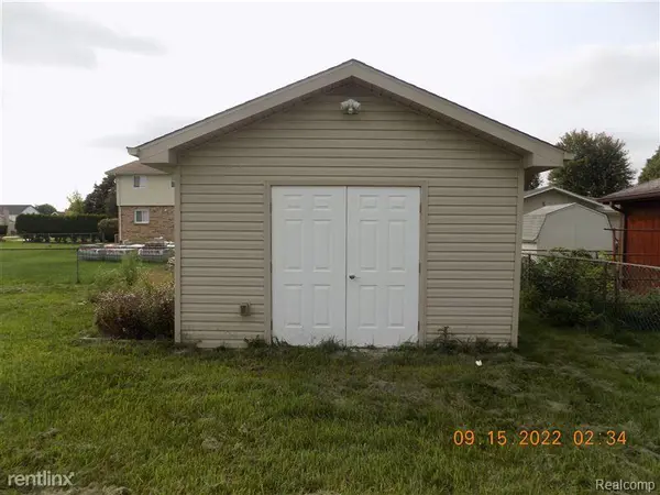 41223 SESAME DR, Sterling Heights, MI 48314