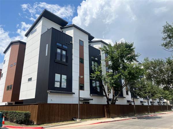 4208 Live Oak Street #104, Dallas, TX 75204
